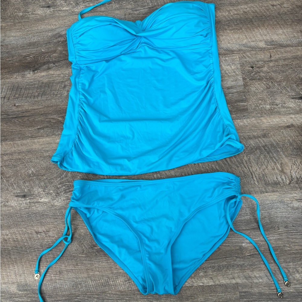 Anne Cole Tankini Swim Set Turquoise Color Top is an XL Bottoms are M